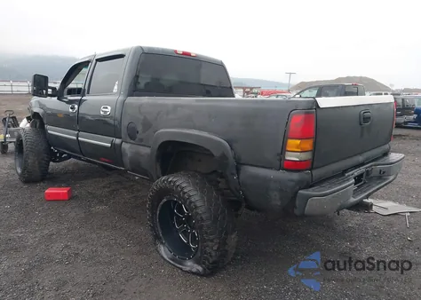 2003 Chevrolet Silverado 1500Hd Lt из США, поврежденный, VIN 1GCGK13U83F163882